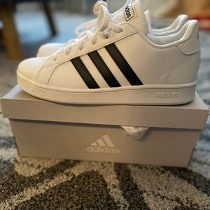 Adidas GRAND COURT SHOES